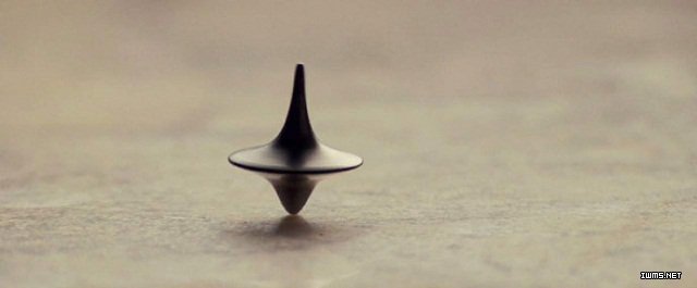 壓手催眠法和貼額催眠法實(shí)現(xiàn)瞬間催眠