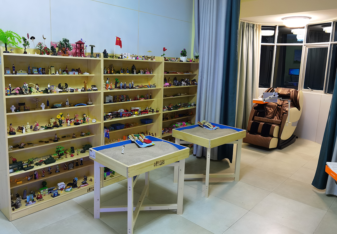 心理沙盤區(qū)